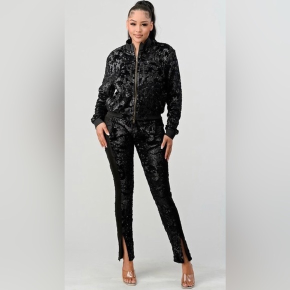 NWT 2PC Sequin Jogger Set - Picture 2 of 3
